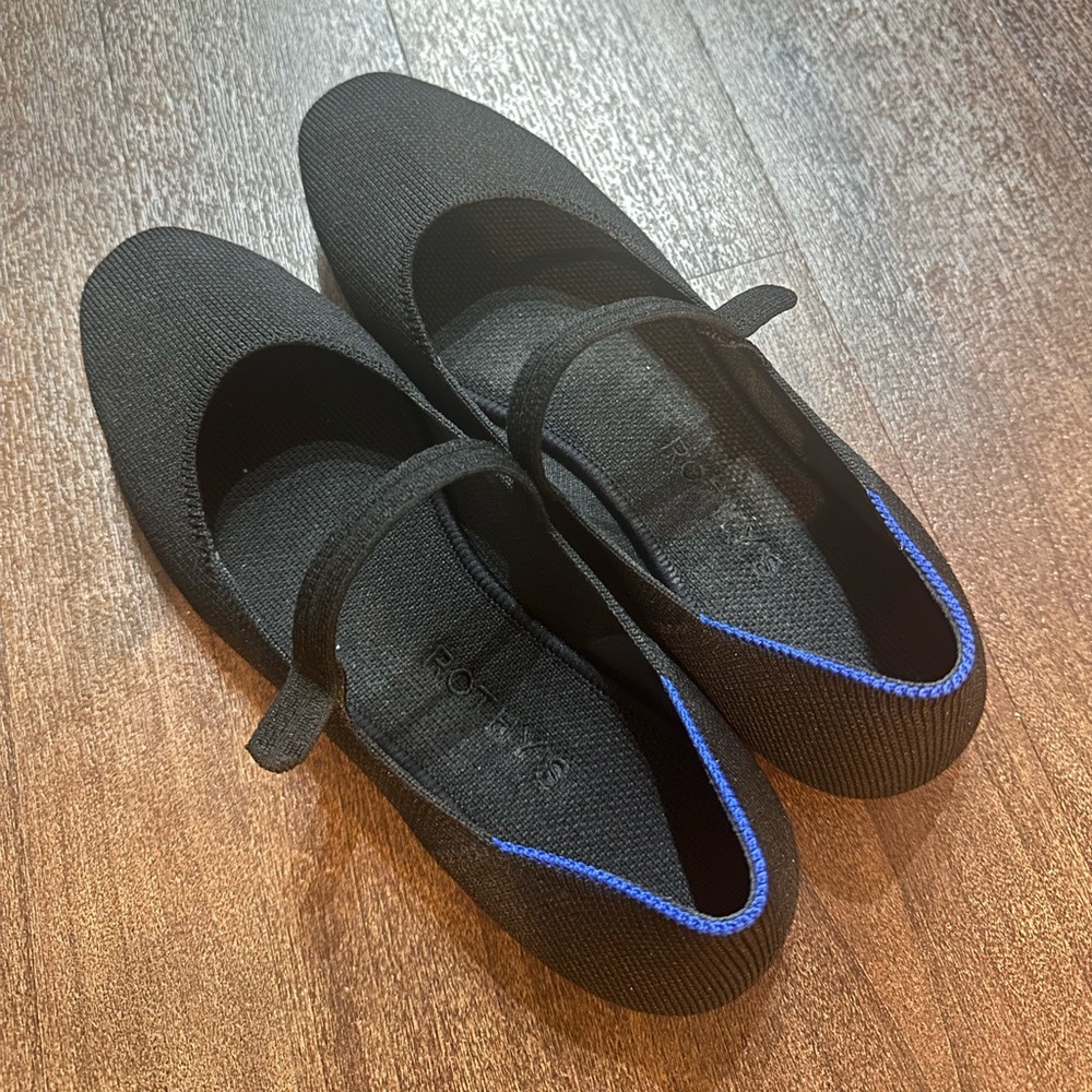 Black Rothy’s Square Mary Jane Flats